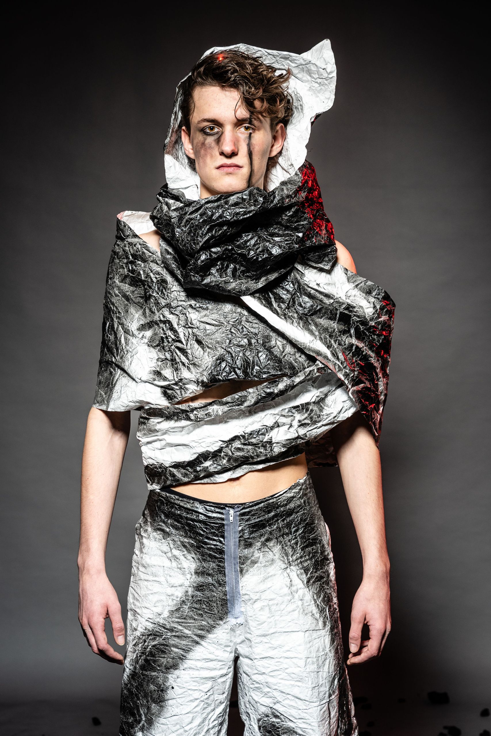 Shelter, look 05